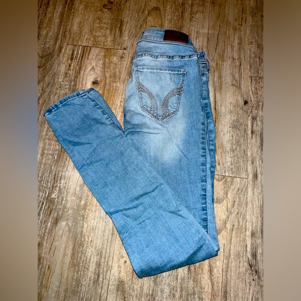 Hollister skinny jeans